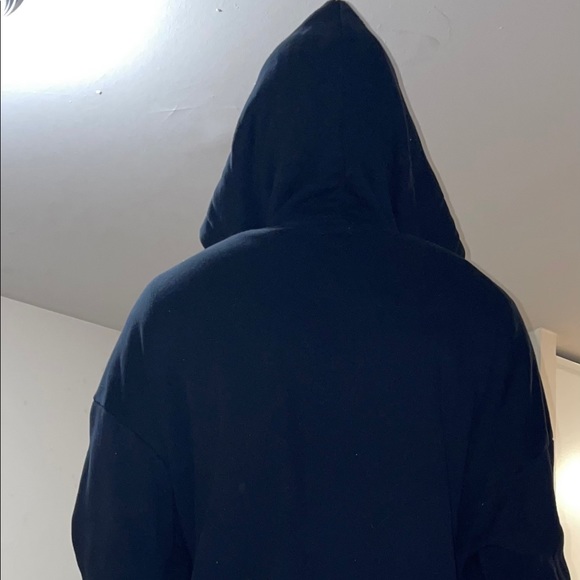 SOLD Amiri hoodie NWOT - Picture 8 of 8